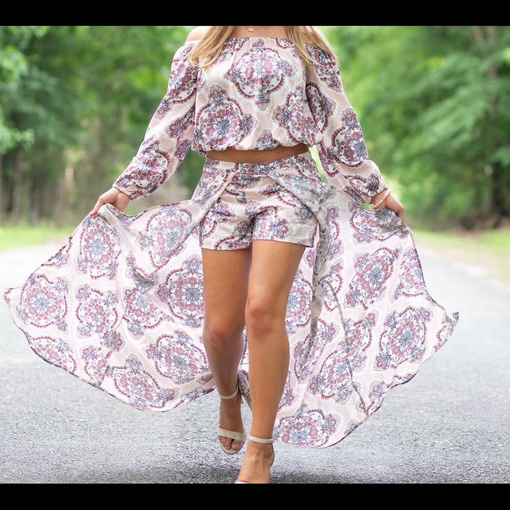 Two Piece Set